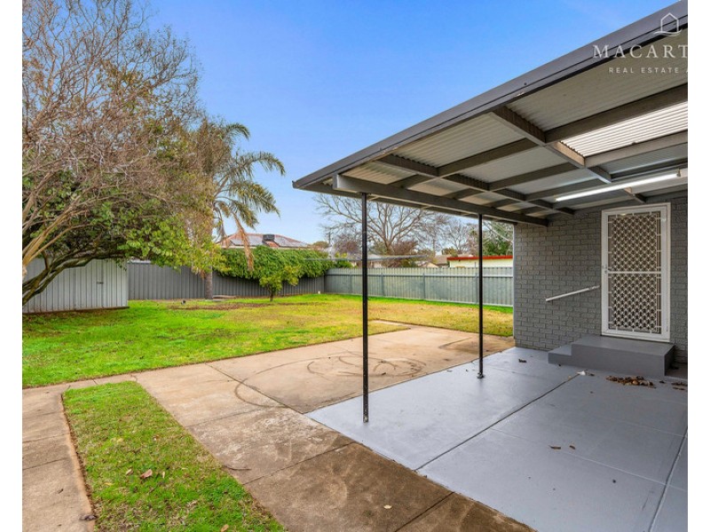 48 Ceduna Street, Mount Austin NSW 2650