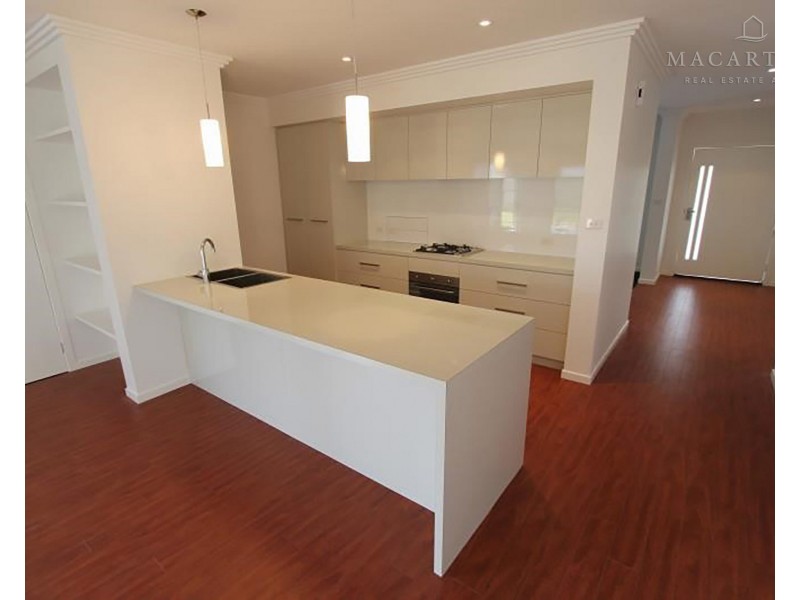 12 Durack Circuit, Boorooma NSW 2650