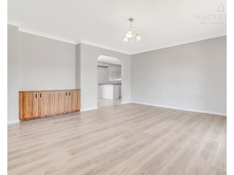 1/42 Lamilla Street, Glenfield Park NSW 2650