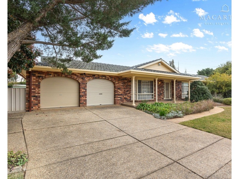 81 Balmoral Crescent, Lake Albert NSW 2650