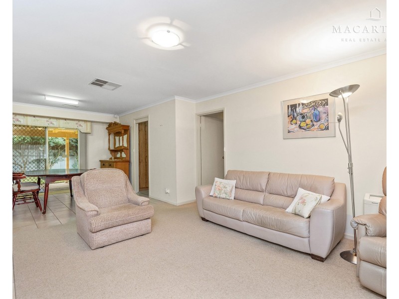81 Balmoral Crescent, Lake Albert NSW 2650