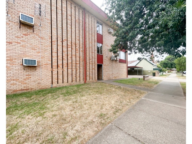 2/191 Tarcutta Street, Wagga Wagga NSW 2650