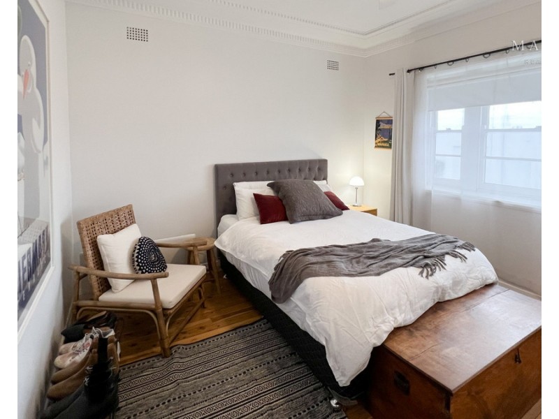 18 Jarick Street, Turvey Park NSW 2650