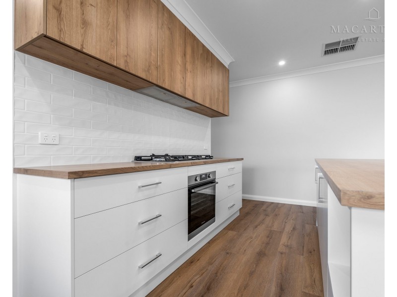 3 Edgar Place, Gobbagombalin NSW 2650