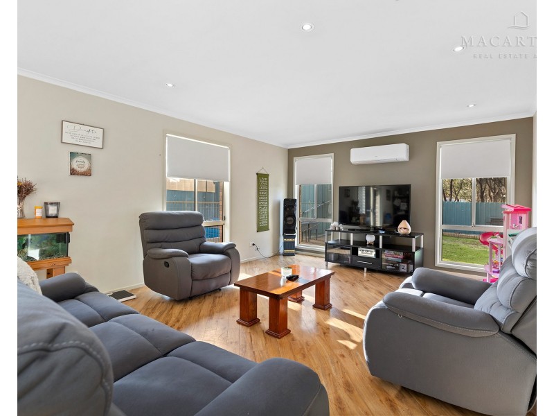 14 Corella Place, Estella NSW 2650