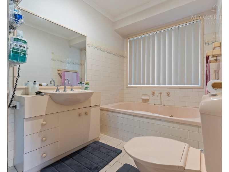 14 Corella Place, Estella NSW 2650
