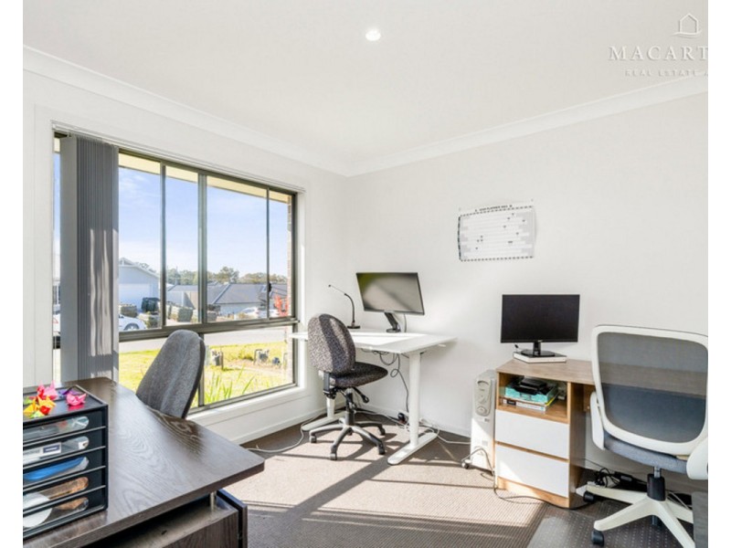 2/138 Bradman Drive, Boorooma NSW 2650