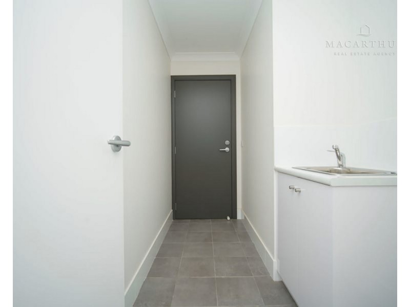 2/11 Gimlet Place, Forest Hill NSW 2651