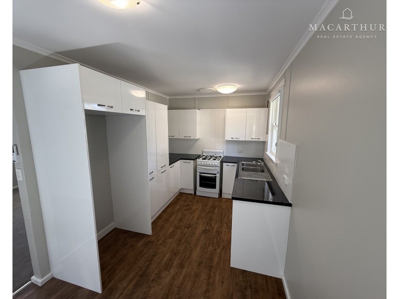 8 Madang Street, Ashmont NSW 2650