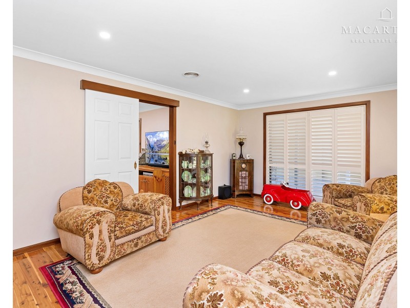 470 Lake Albert Road, Lake Albert NSW 2650