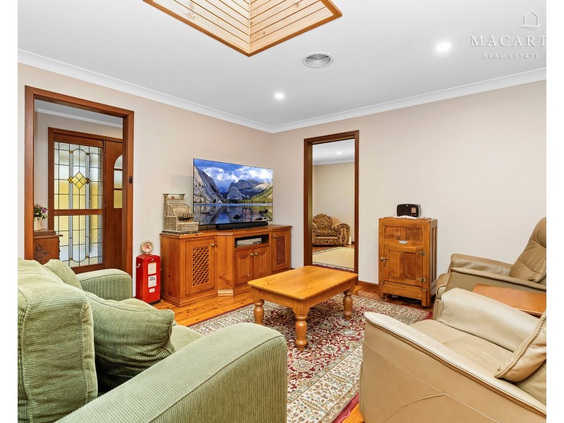 470 Lake Albert Road, Lake Albert NSW 2650