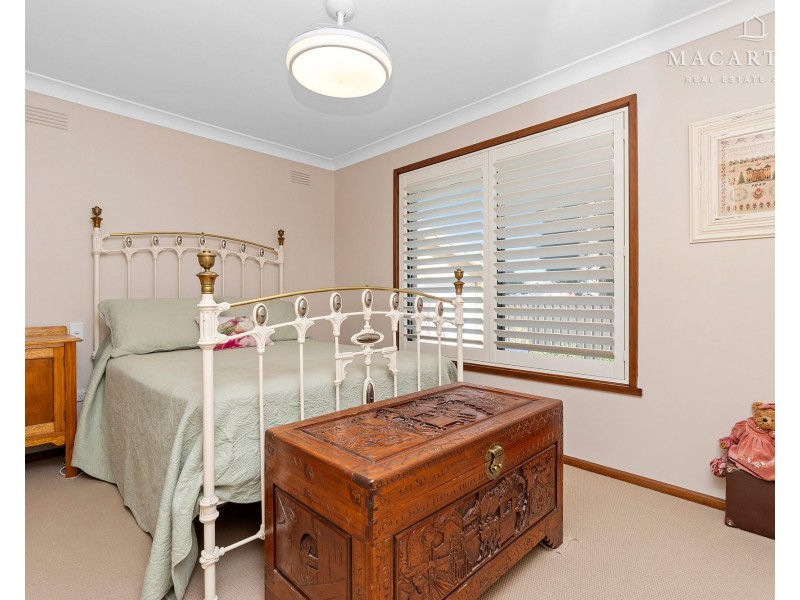 470 Lake Albert Road, Lake Albert NSW 2650