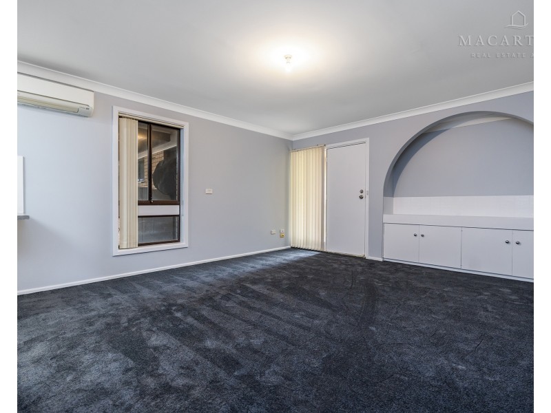 3/1 Nordlingen Drive, Tolland NSW 2650