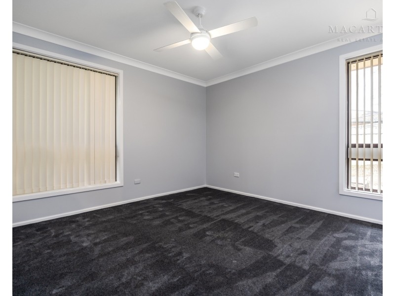 3/1 Nordlingen Drive, Tolland NSW 2650