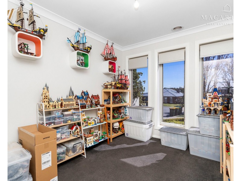1/5 Mulberrygong Court, Gobbagombalin NSW 2650