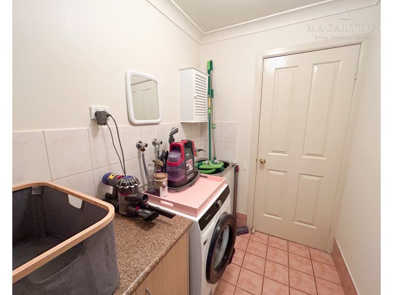 1/1 Post Place, Lake Albert NSW 2650