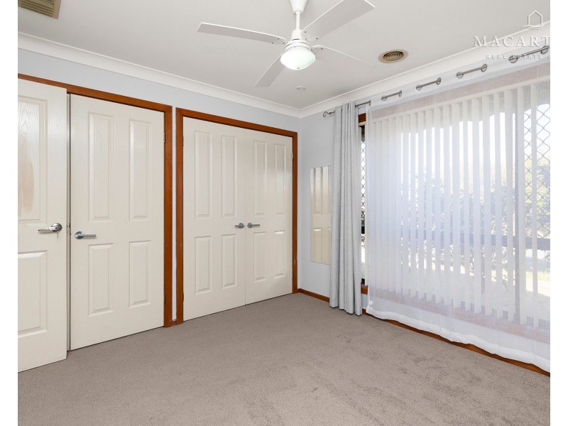 19 Gunn Drive, Estella NSW 2650
