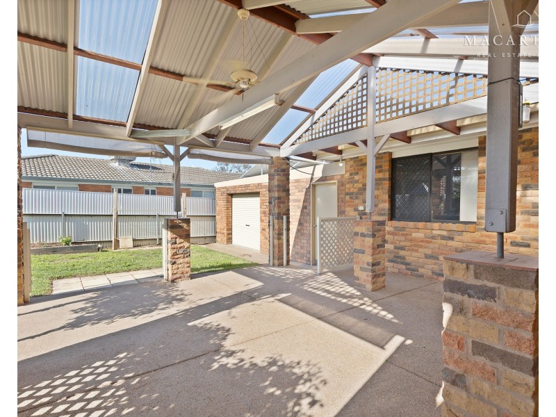 19 Gunn Drive, Estella NSW 2650