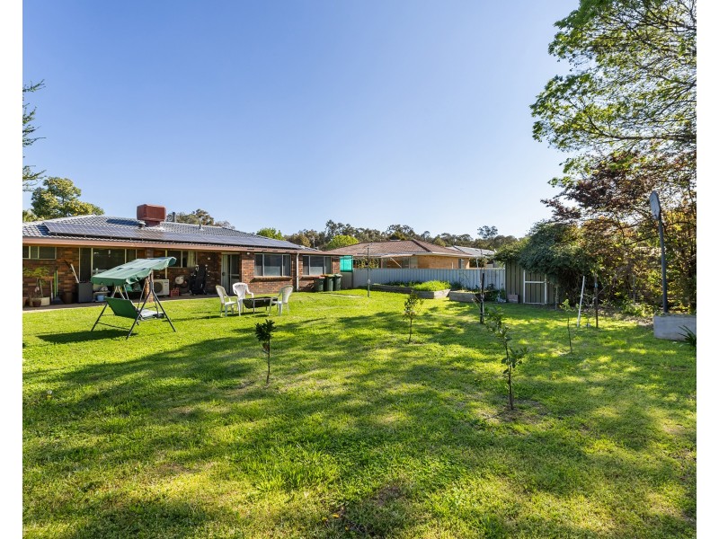 5 Undurra Drive, Glenfield Park NSW 2650