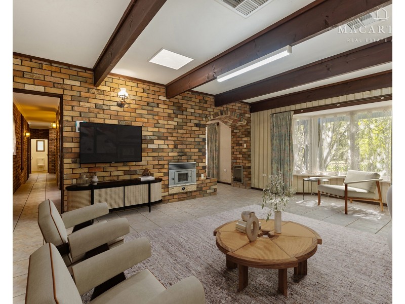 10 Brunskill Road, Lake Albert NSW 2650