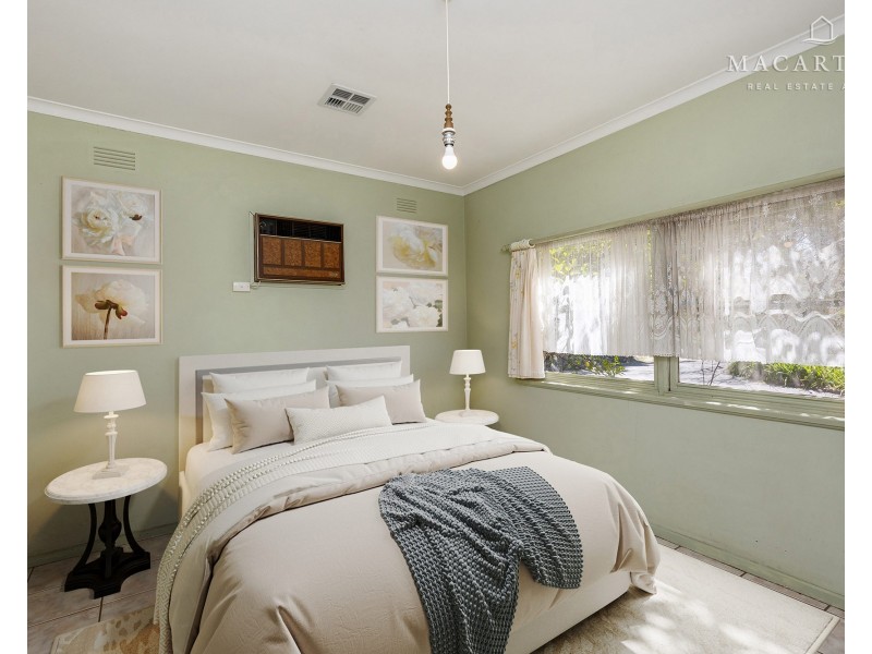10 Brunskill Road, Lake Albert NSW 2650
