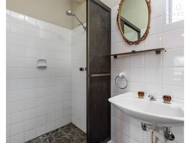 10 Brunskill Road, Lake Albert NSW 2650