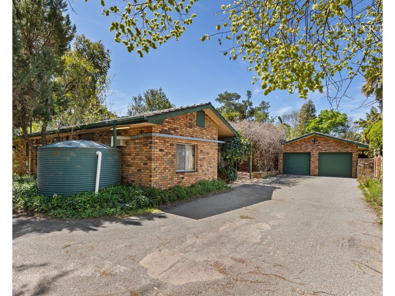 10 Brunskill Road, Lake Albert NSW 2650