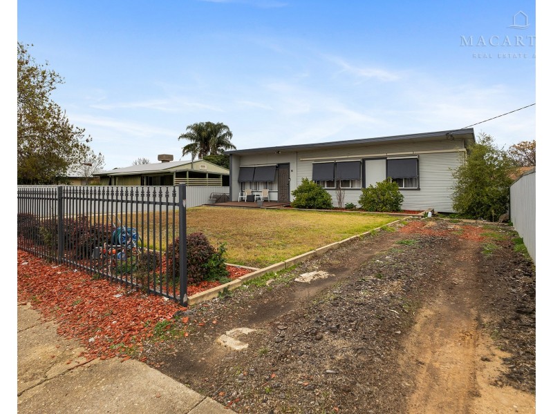 15 Tarakan Avenue, Ashmont NSW 2650