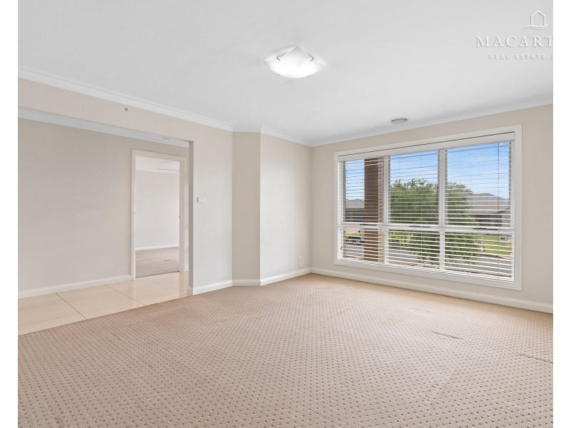 46 Yarrawah Crescent, Bourkelands NSW 2650