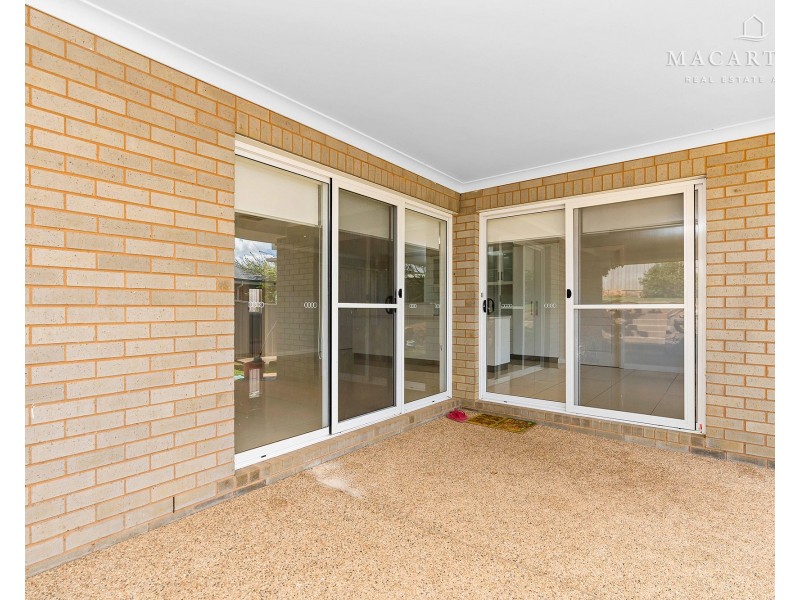 46 Yarrawah Crescent, Bourkelands NSW 2650