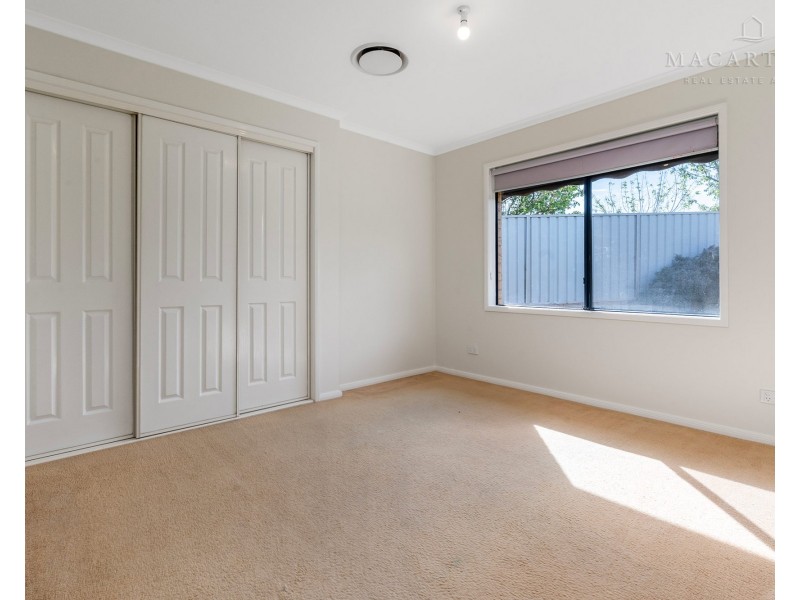 34 McKeown Street, Estella NSW 2650