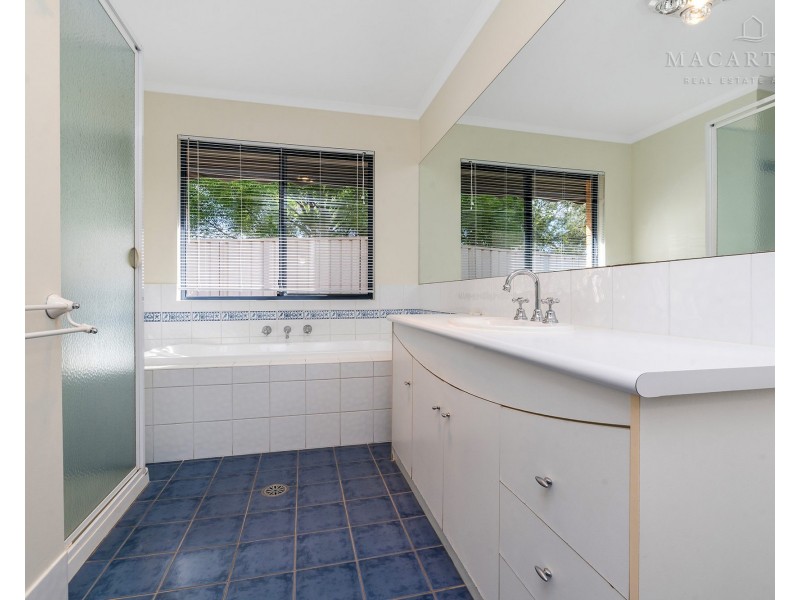 34 McKeown Street, Estella NSW 2650