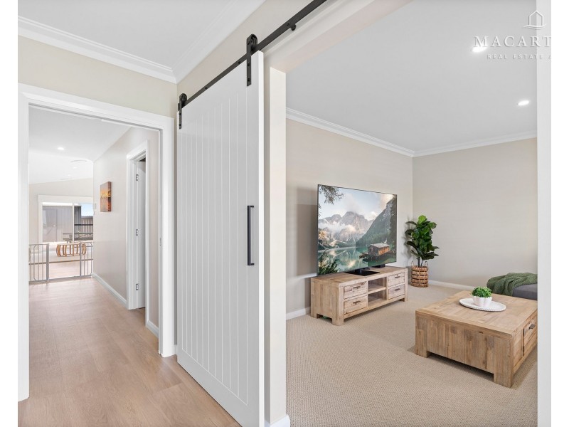 41 Valencia Drive, Gobbagombalin NSW 2650