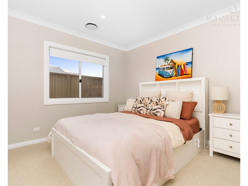41 Valencia Drive, Gobbagombalin NSW 2650