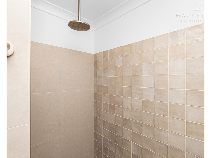 41 Valencia Drive, Gobbagombalin NSW 2650