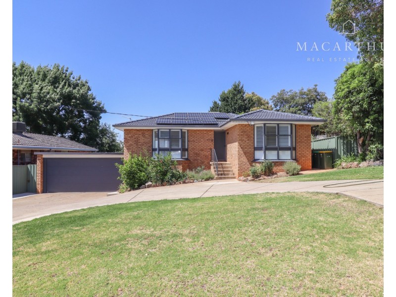 84 Stanley Street, Kooringal NSW 2650