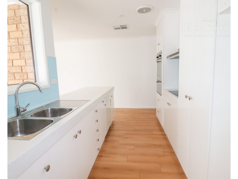 84 Stanley Street, Kooringal NSW 2650