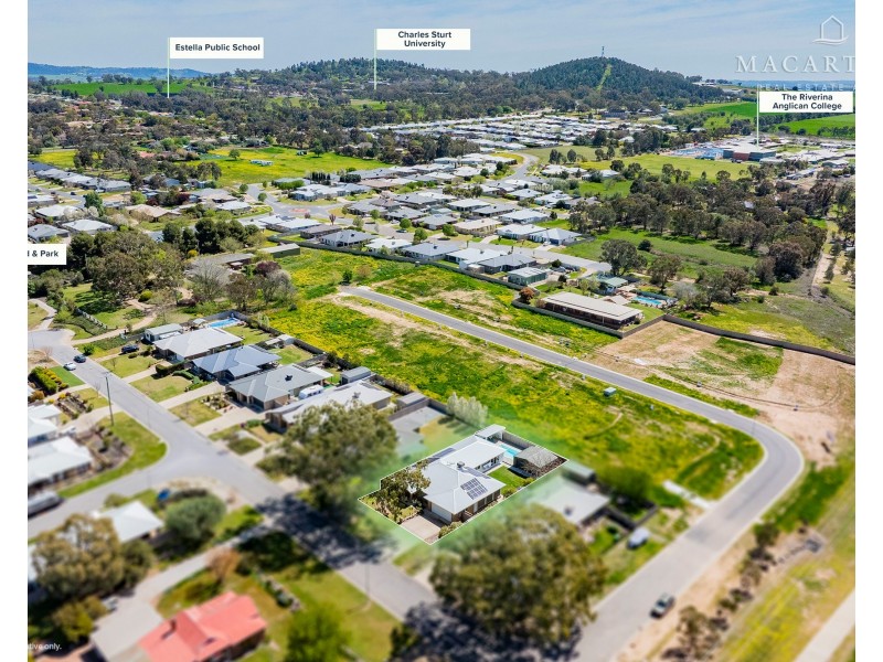 25 Gibson Street, Boorooma NSW 2650