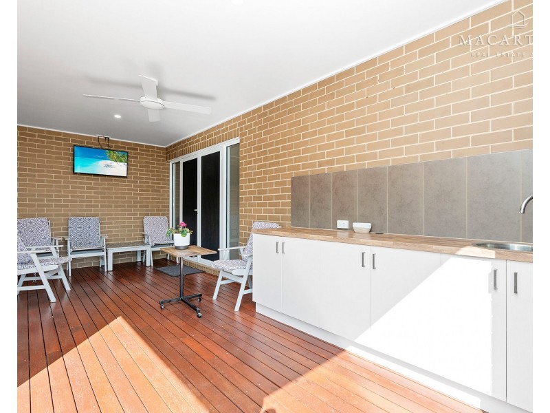 25 Gibson Street, Boorooma NSW 2650