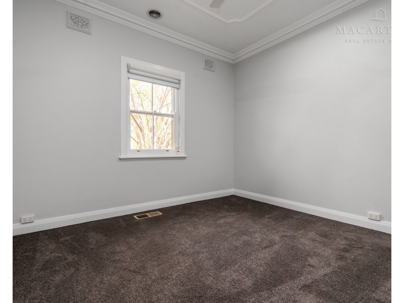 2 Mary Street, North Wagga Wagga NSW 2650