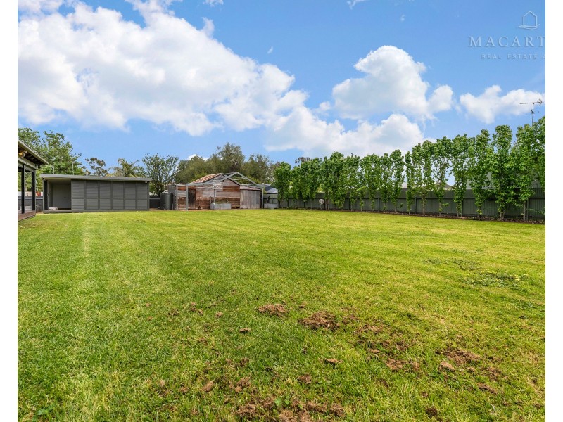 2 Mary Street, North Wagga Wagga NSW 2650