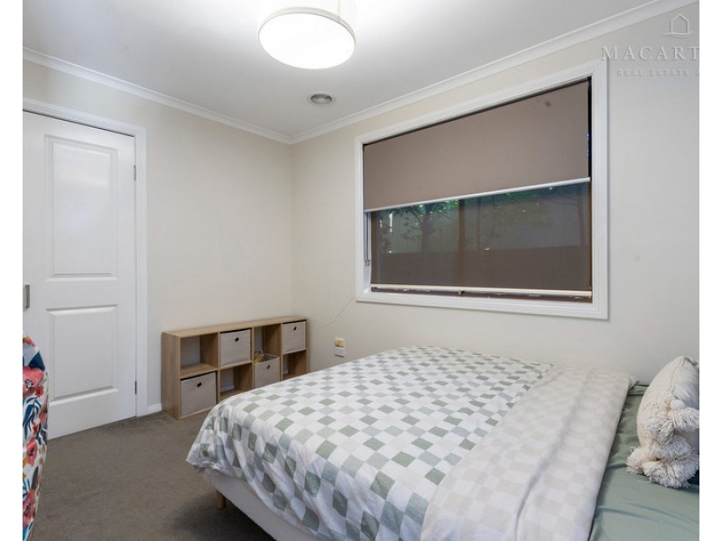 6 Ilex Street, Lake Albert NSW 2650