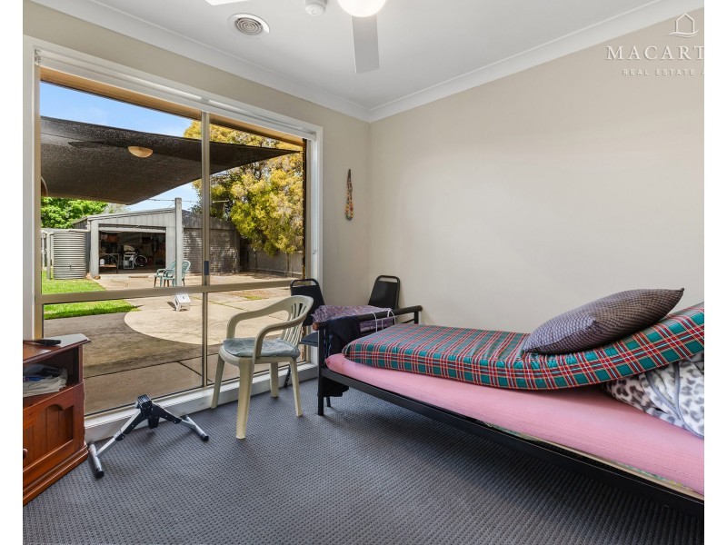 12 Balleroo Crescent, Glenfield Park NSW 2650