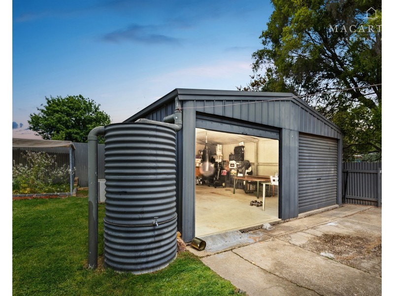 12 Balleroo Crescent, Glenfield Park NSW 2650