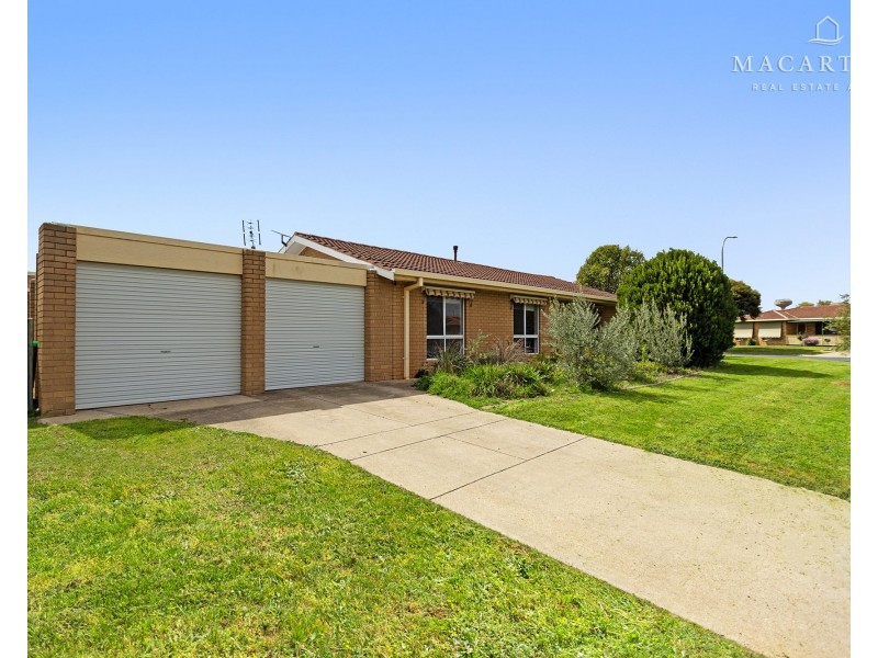 32 Eldershaw Drive, Forest Hill NSW 2651