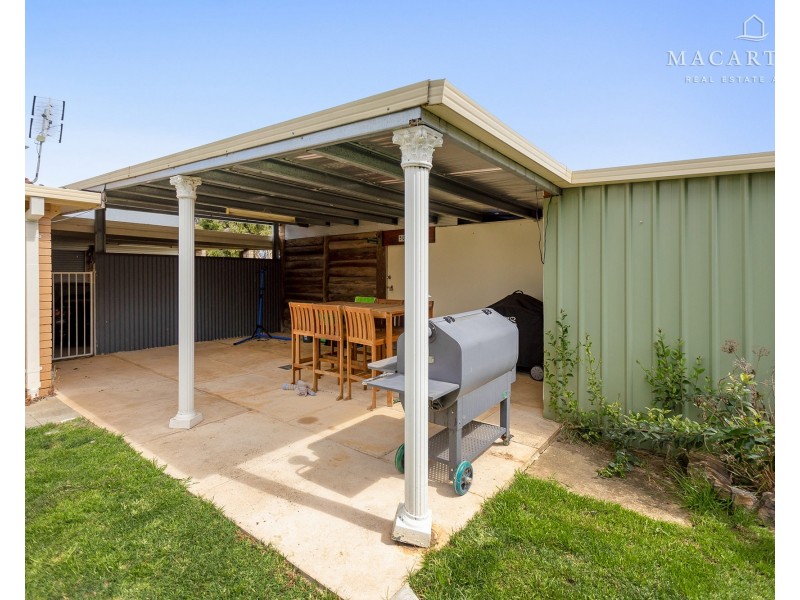 32 Eldershaw Drive, Forest Hill NSW 2651