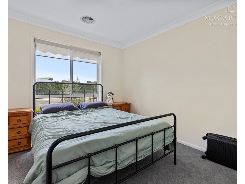 32 Eldershaw Drive, Forest Hill NSW 2651