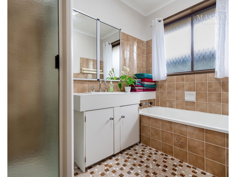 19 Eldershaw Drive, Forest Hill NSW 2651