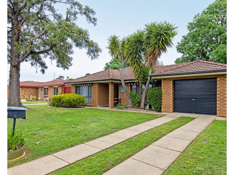 19 Eldershaw Drive, Forest Hill NSW 2651