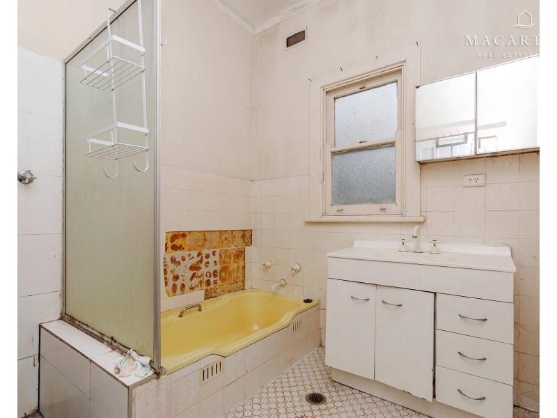 123 Docker Street, Wagga Wagga NSW 2650